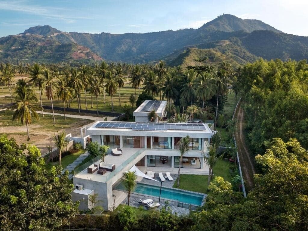 Fotografii Villa K Selong Belanak 3*