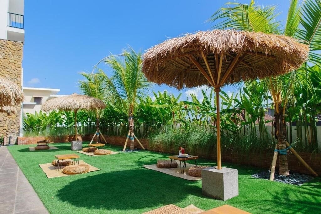 Imaginea Mahogany 3*