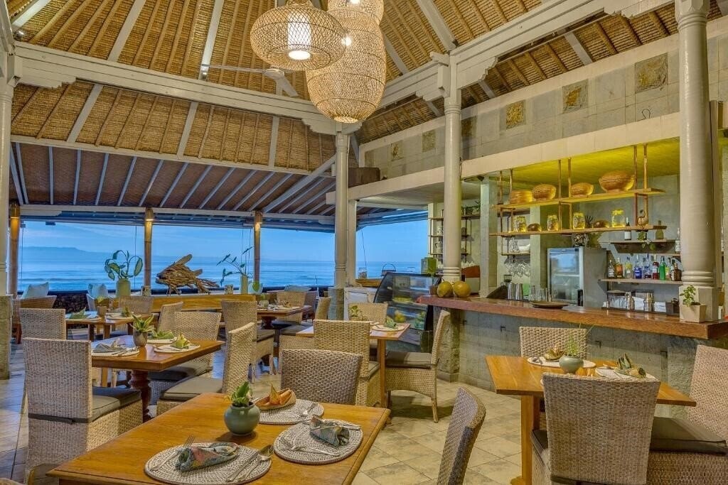 Imaginea Alam Candi Resort (ex. Alam Asmara Dive Resort) 4*