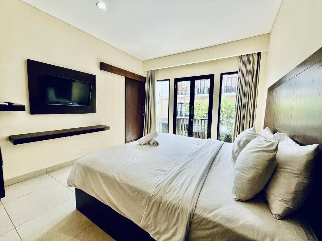 Imaginea Suris Boutique Hotel 3*