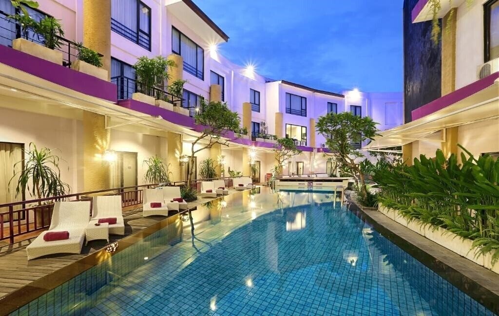 Hotel Kuta Central Park Bali 4*