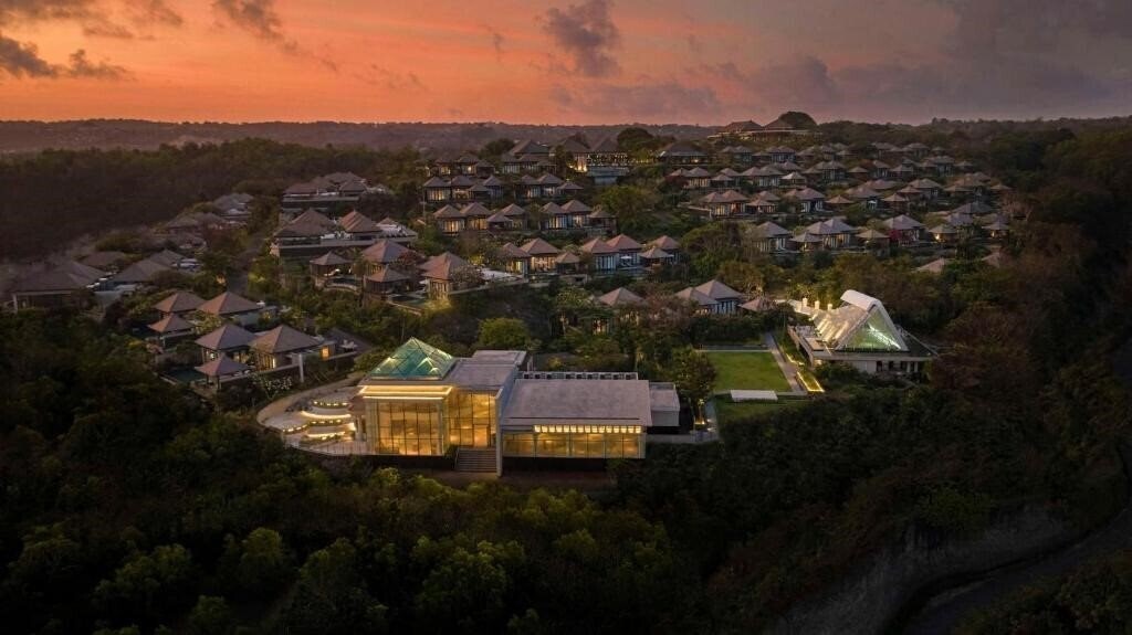 Imaginea Banyan Tree Ungasan 5*