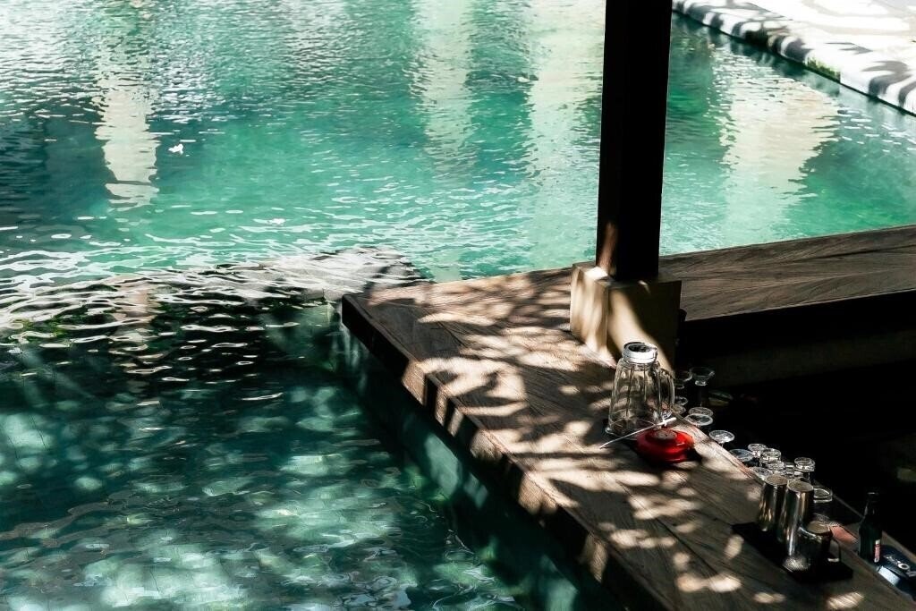 Imaginea Fourteen Roses Beach Hotel 3*