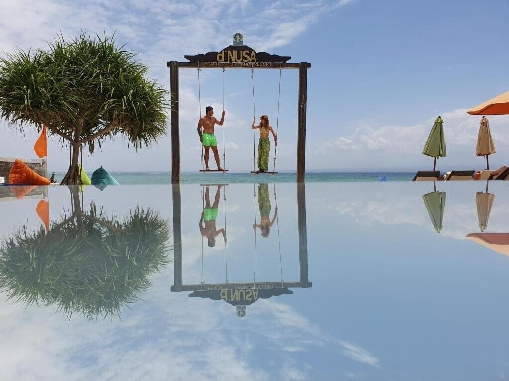 Hotel d'Nusa Beach Club & Resort 4*