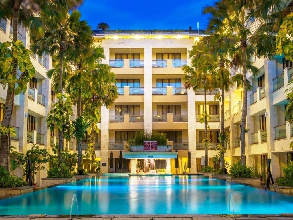 Hotel Aston Bali 4*