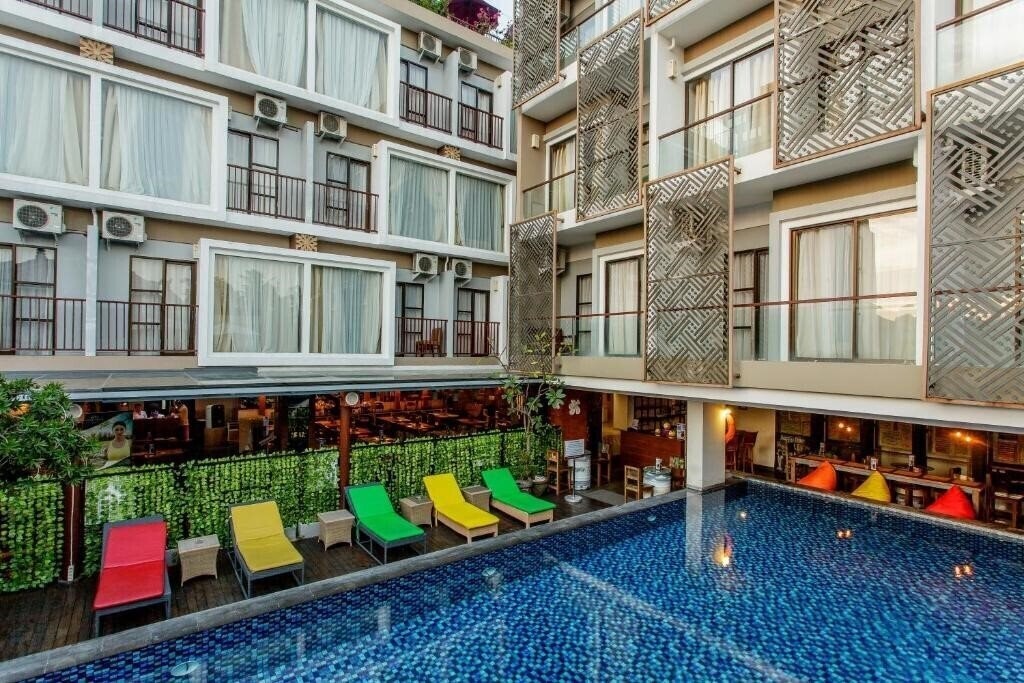 Hotel Horison Seminyak 3*