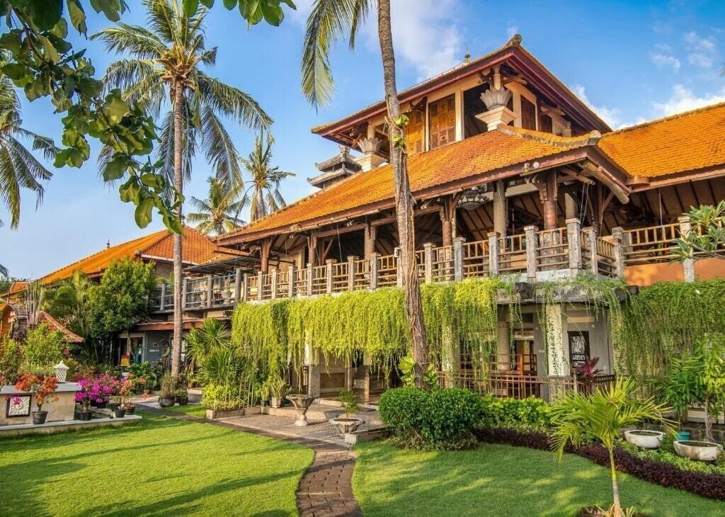 Imaginea Nugraha Lovina Seaview Resort & SPA 3*