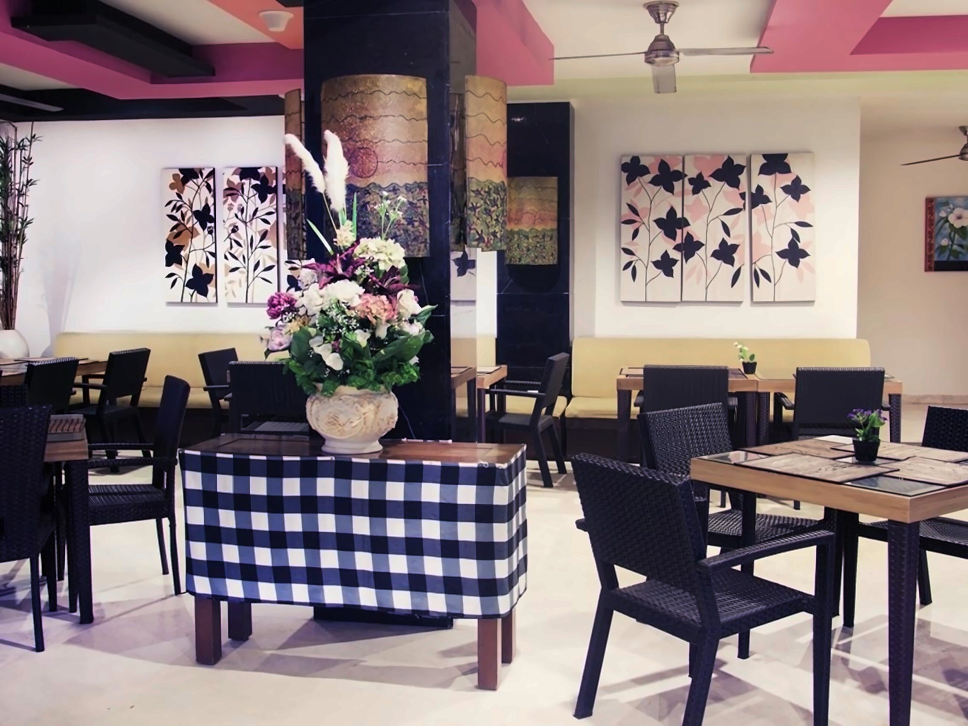 Imaginea Bali Kuta Resort Hotel & Convention Centre 4*