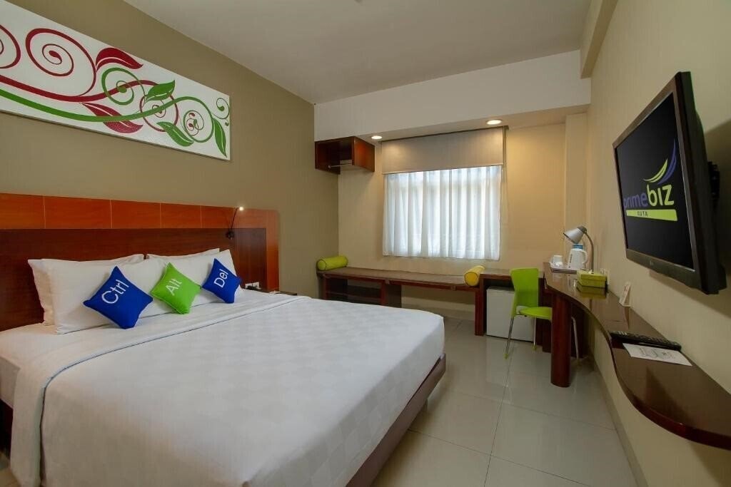 Imaginea PrimeBiz Hotel Kuta 2*