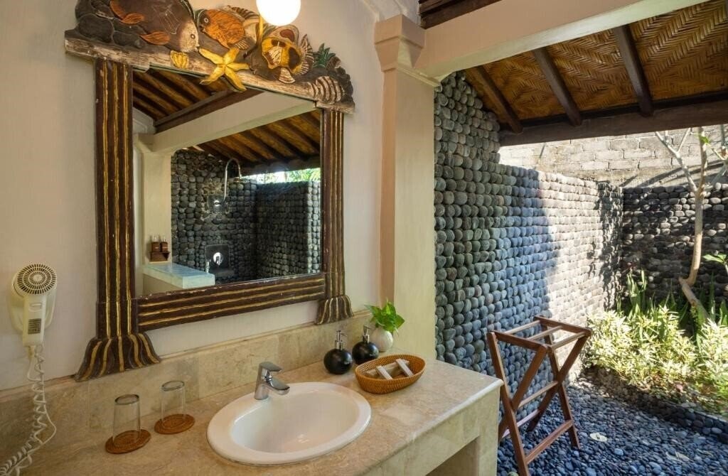 Fotografii Mimpi Resort Tulamben 3*