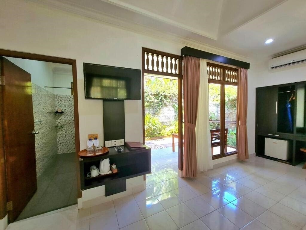 Imaginea Satriya Cottage 2*