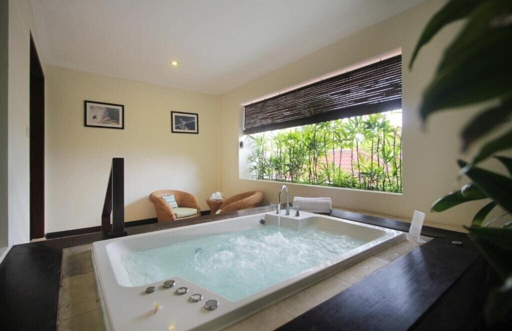 Fotografii Kamuela Villas & Suites Sanur 5*