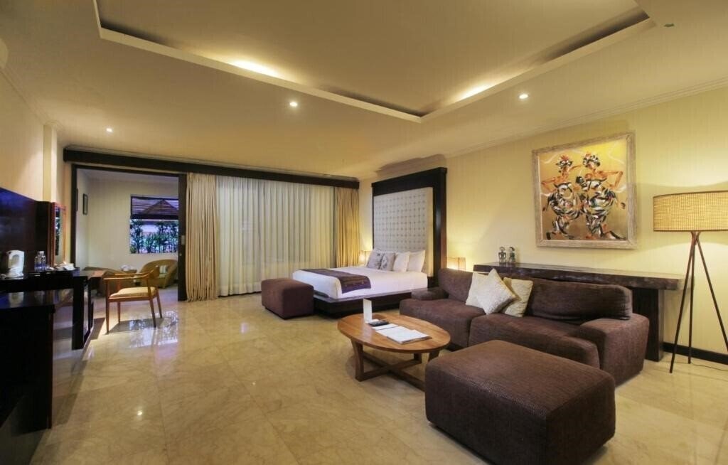 Imaginea Kamuela Villas & Suites Sanur 5*