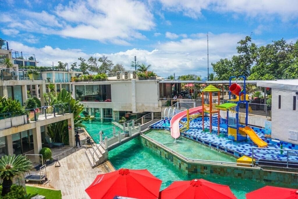 Hotel Furamaxclusive Ocean Beach Seminyak 4*