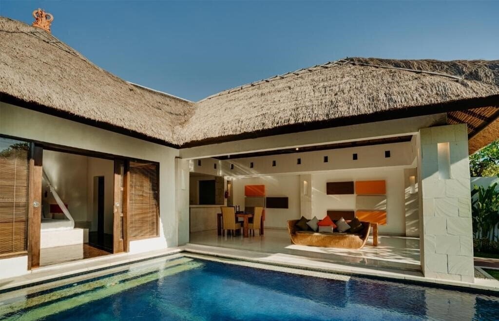 Hotel Bvilla Pool 1*