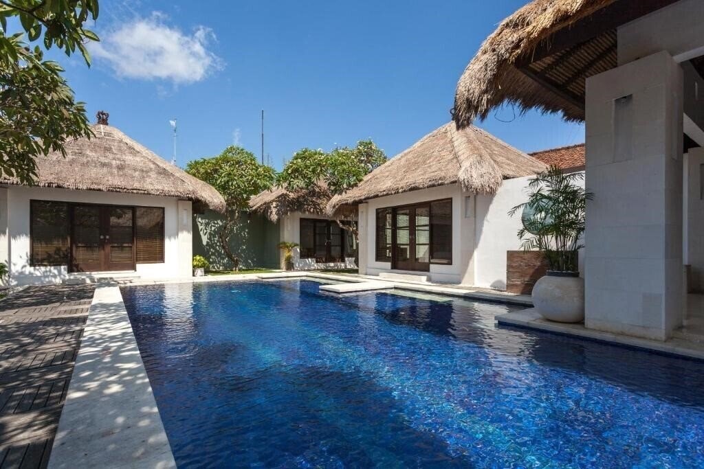 Fotografie Bvilla Pool 1*