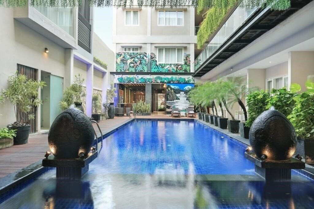 Imaginea Ohana Hotel Kuta 3*