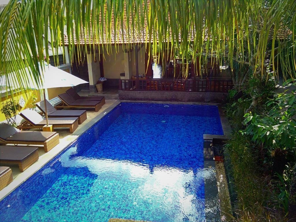 Отель Inata Hotel Monkey Forest 3*