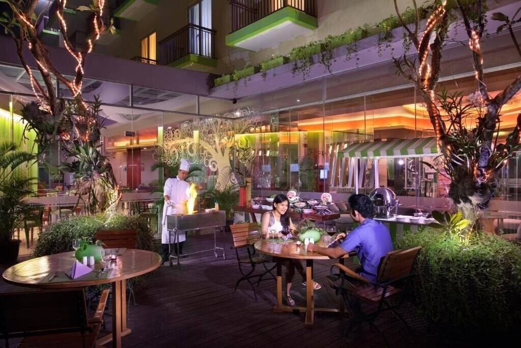Imaginea Ibis Styles Bali Denpasar 1*