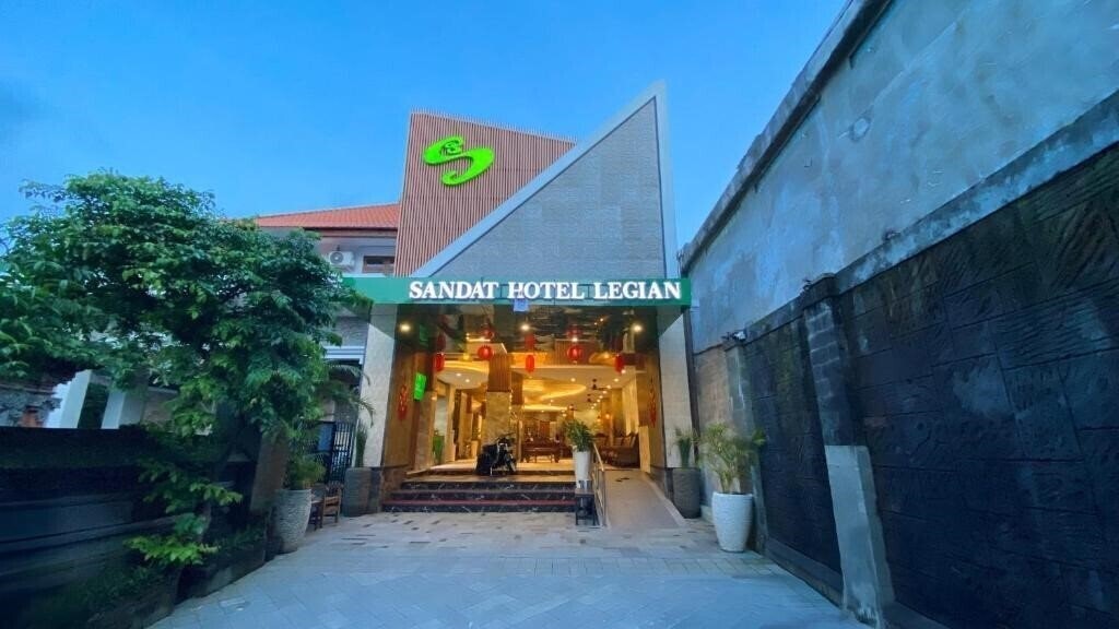 Hotel Sandat Kuta Hotel 3*