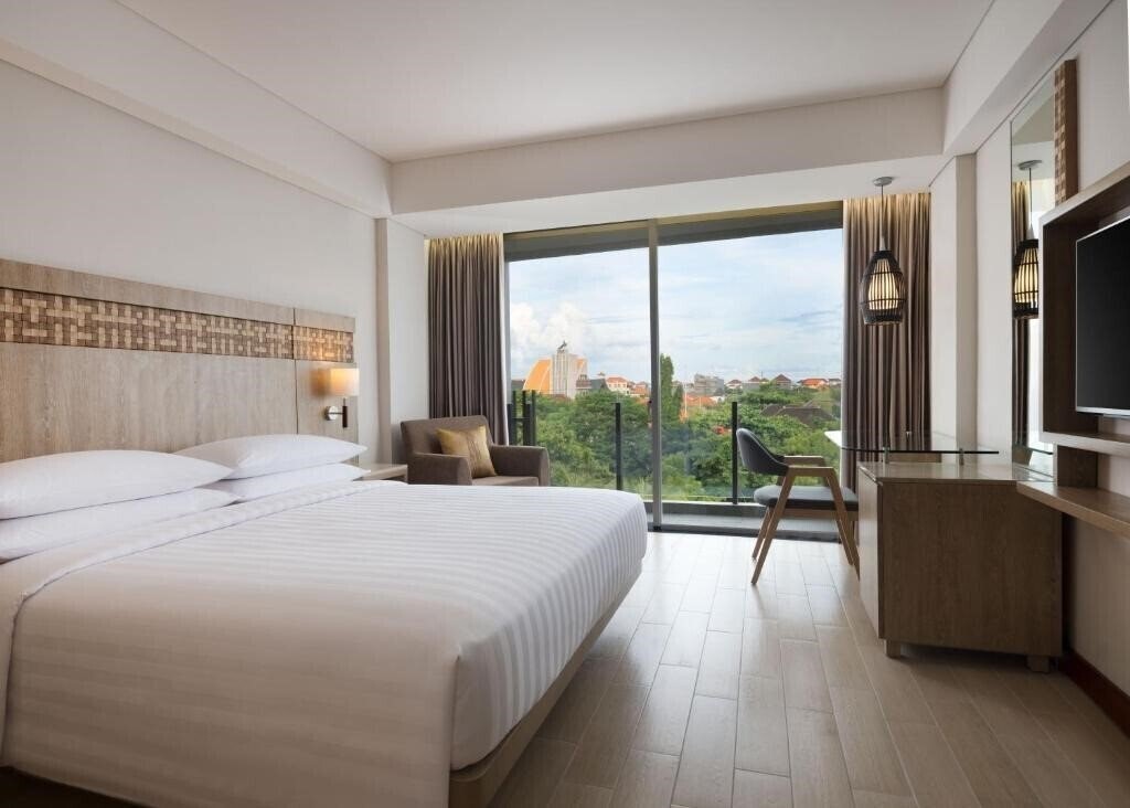 Imaginea Fairfield by Marriott Bali Legian 4*