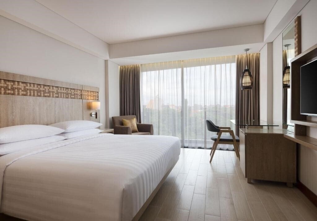 Imaginea Fairfield by Marriott Bali Legian 4*