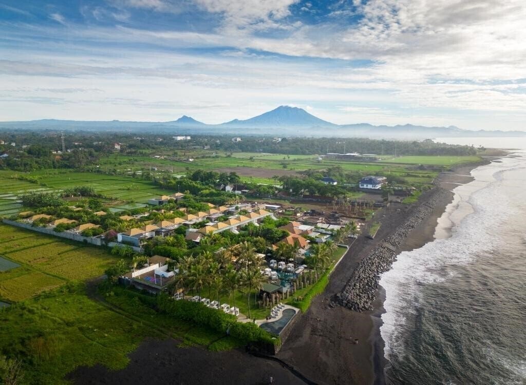 Hotel The Royal Purnama 5*