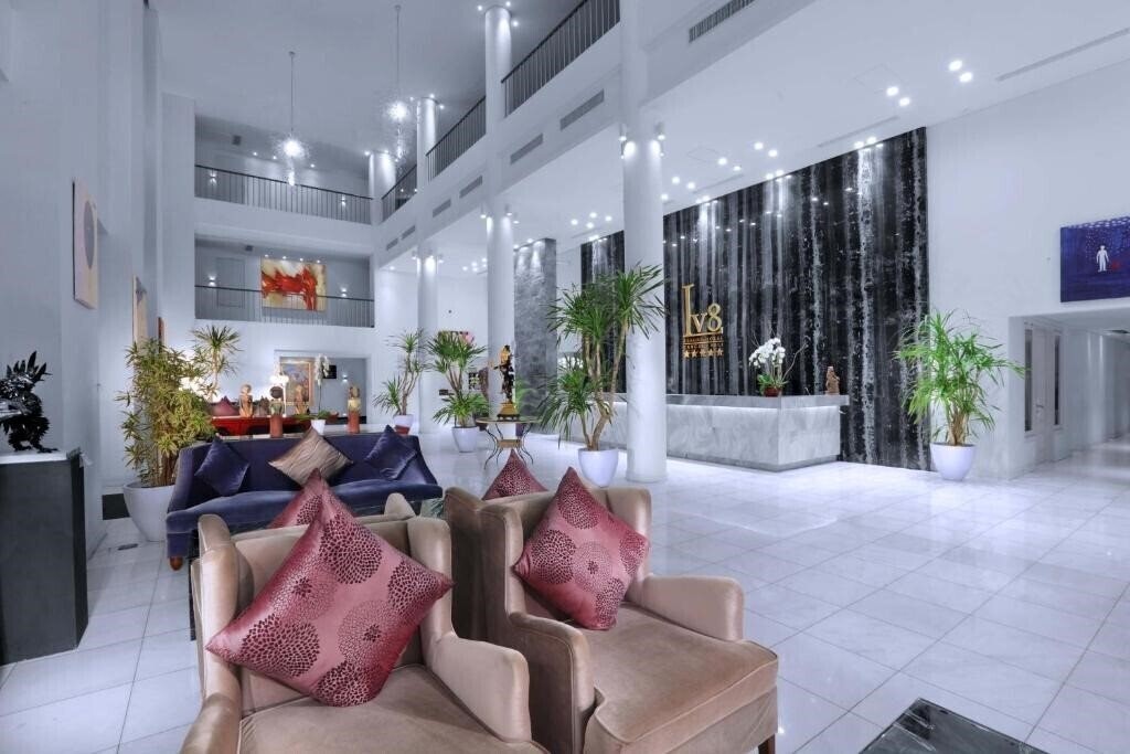 Imaginea Lv8 Resort Canggu Bali 5*