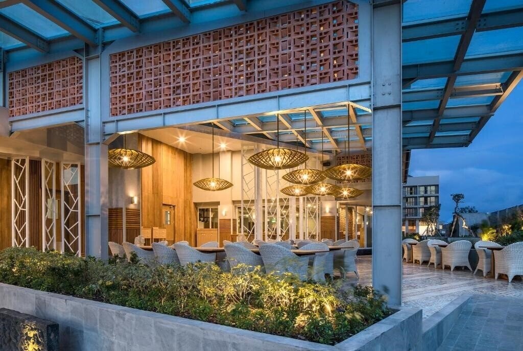 Imaginea Eastin Ashta Resort 4*