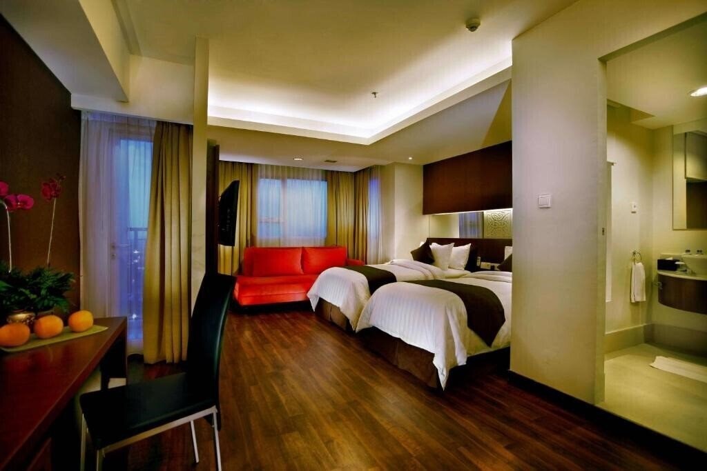 Hotel Aston Pluit Hotel And Residense 4*