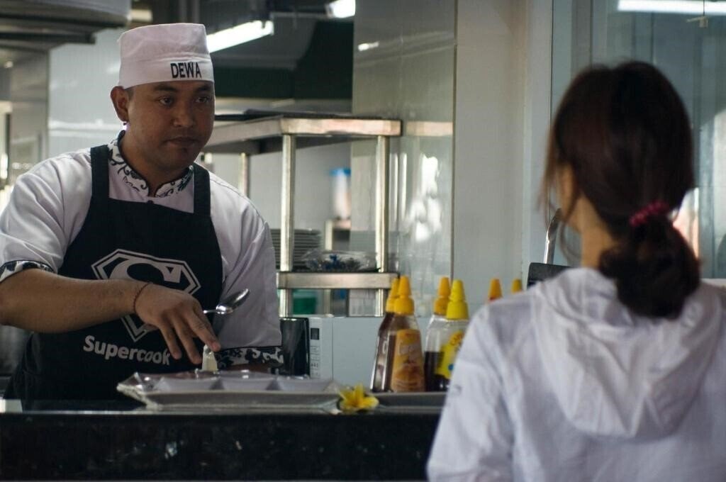 Imaginea Sulis Beach Hotel & SPA 4*