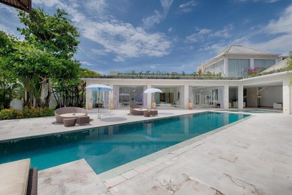 Imaginea Kutus Kutus Canggu Villa 3*