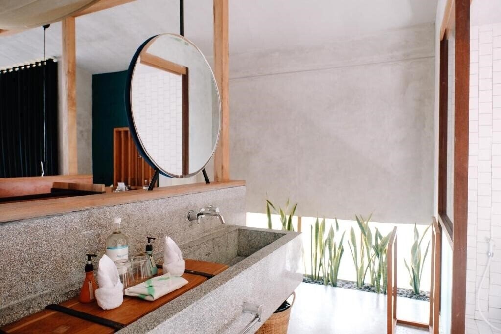 Фото Shore Amora Canggu 4*