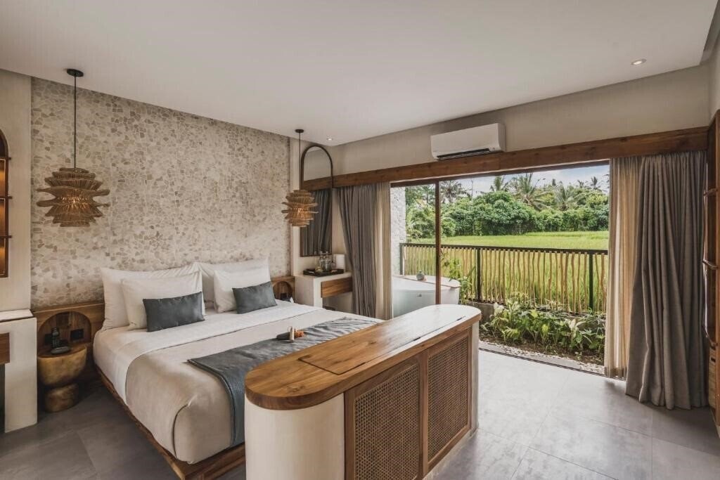 Фото Suara Alam Ubud By Ini Vie Hospitality 5*