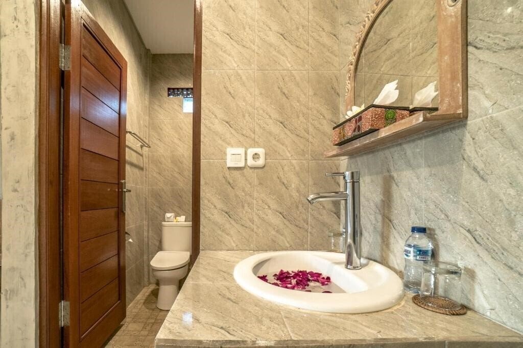 Fotografie Adi Bisma Inn Ubud 3*