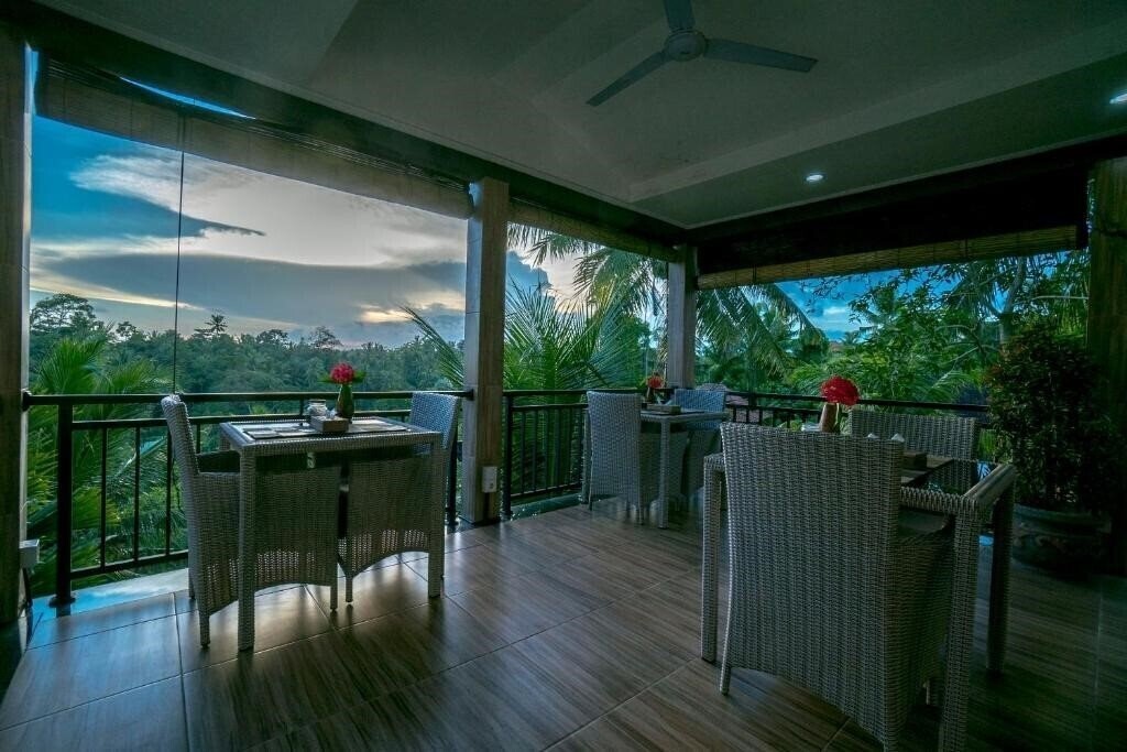Imaginea Adi Bisma Inn Ubud 3*