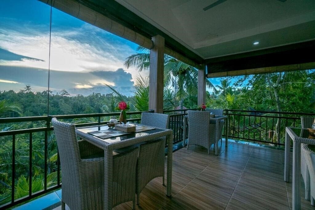 Imaginea Adi Bisma Inn Ubud 3*