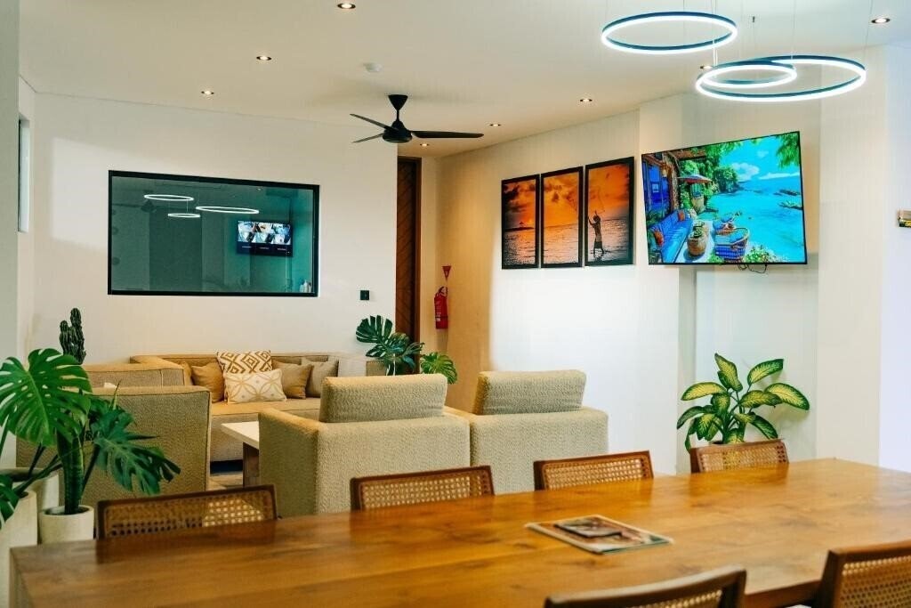 Imaginea Onyx Beach Hotel 2*