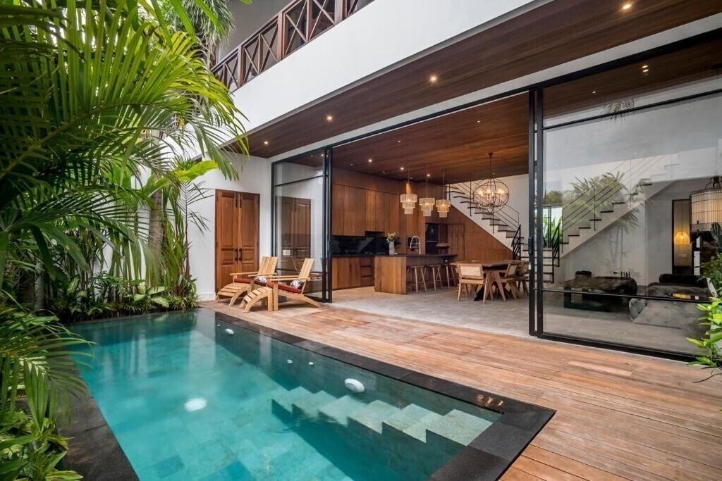 Отель Nusantara Loft Alor By Alfred In Bali 4*