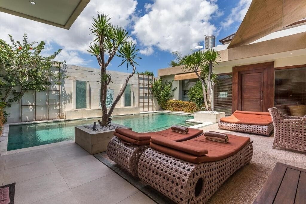 Imaginea Villa Lisha 4*