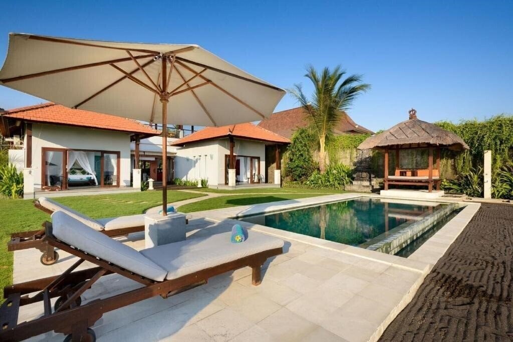 Imaginea Ashling Villa 4*