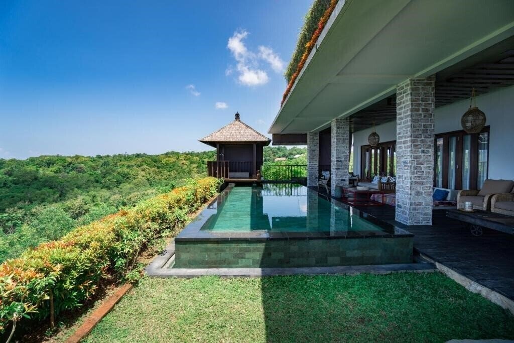 Изображение The Ocean Views Luxury Villas & Apartment 4*