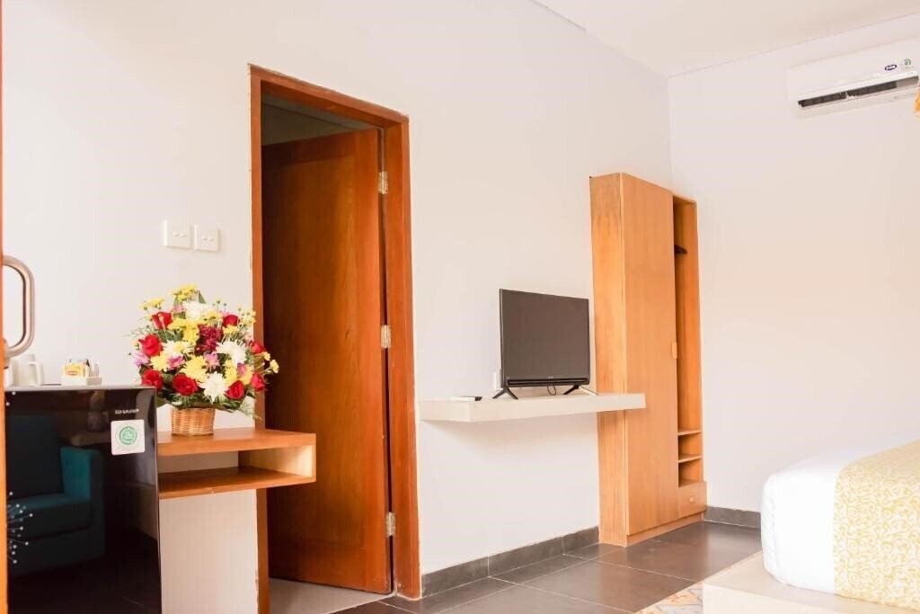 Фото Apple Villa And Studio Seminyak 3*