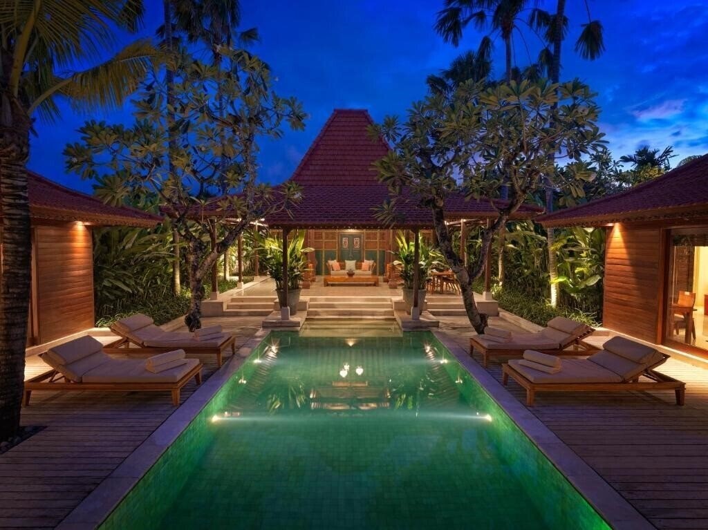 Imaginea The Legian 5*