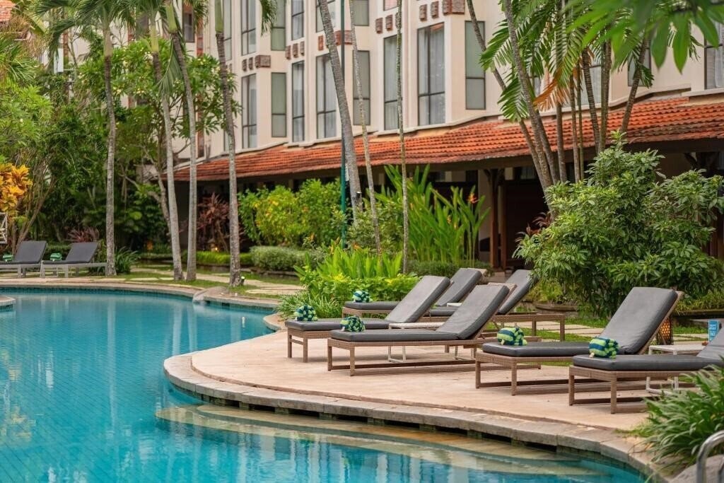 Imaginea Prime Plaza Hotel & Suite Sanur 4*