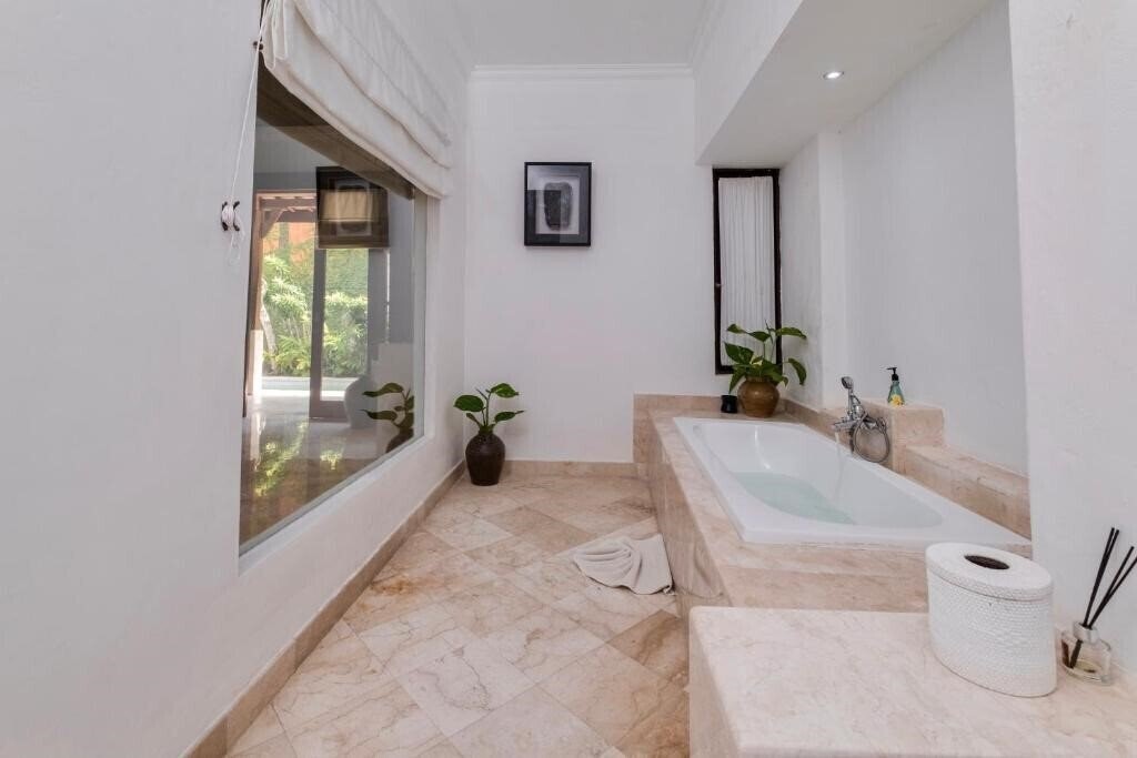 Фотография Alam Bidadari Seminyak 4*