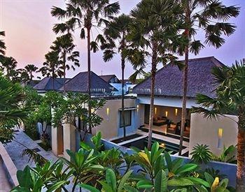 Отель The Seminyak Suite Private Villa 4*