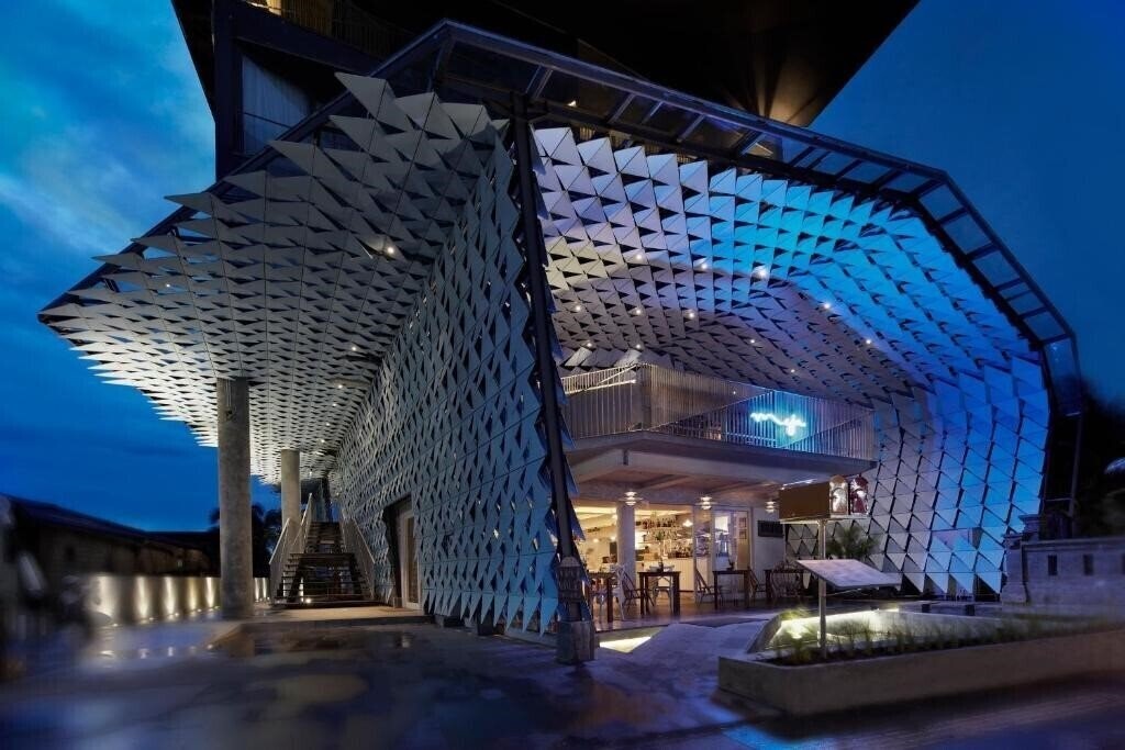 Отель Ize Seminyak 4*