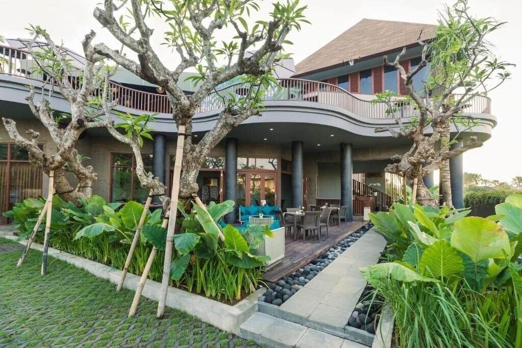 Imaginea Sense Lagoon Canggu Beach 4*