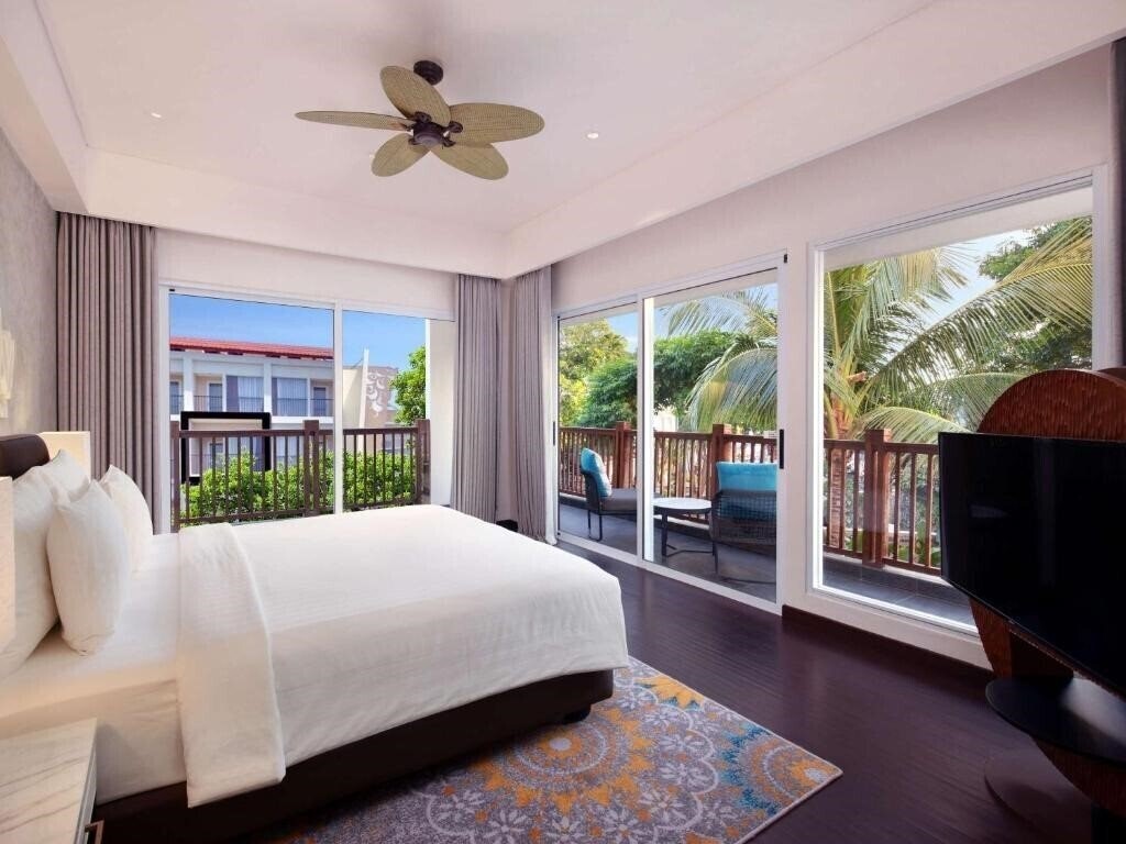 Фото Grand Mercure Bali Seminyak 5*